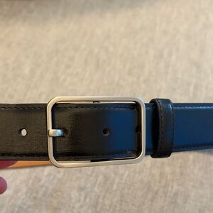 Classic Black Leather Men's Belt with Silver Buckle
Designed in ITALY